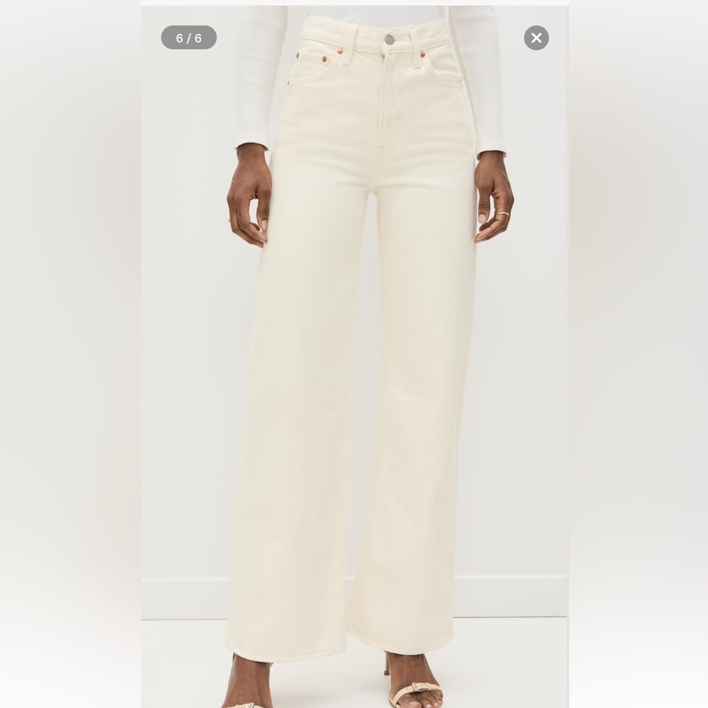 Levi's Off-White Wide Leg Jeans